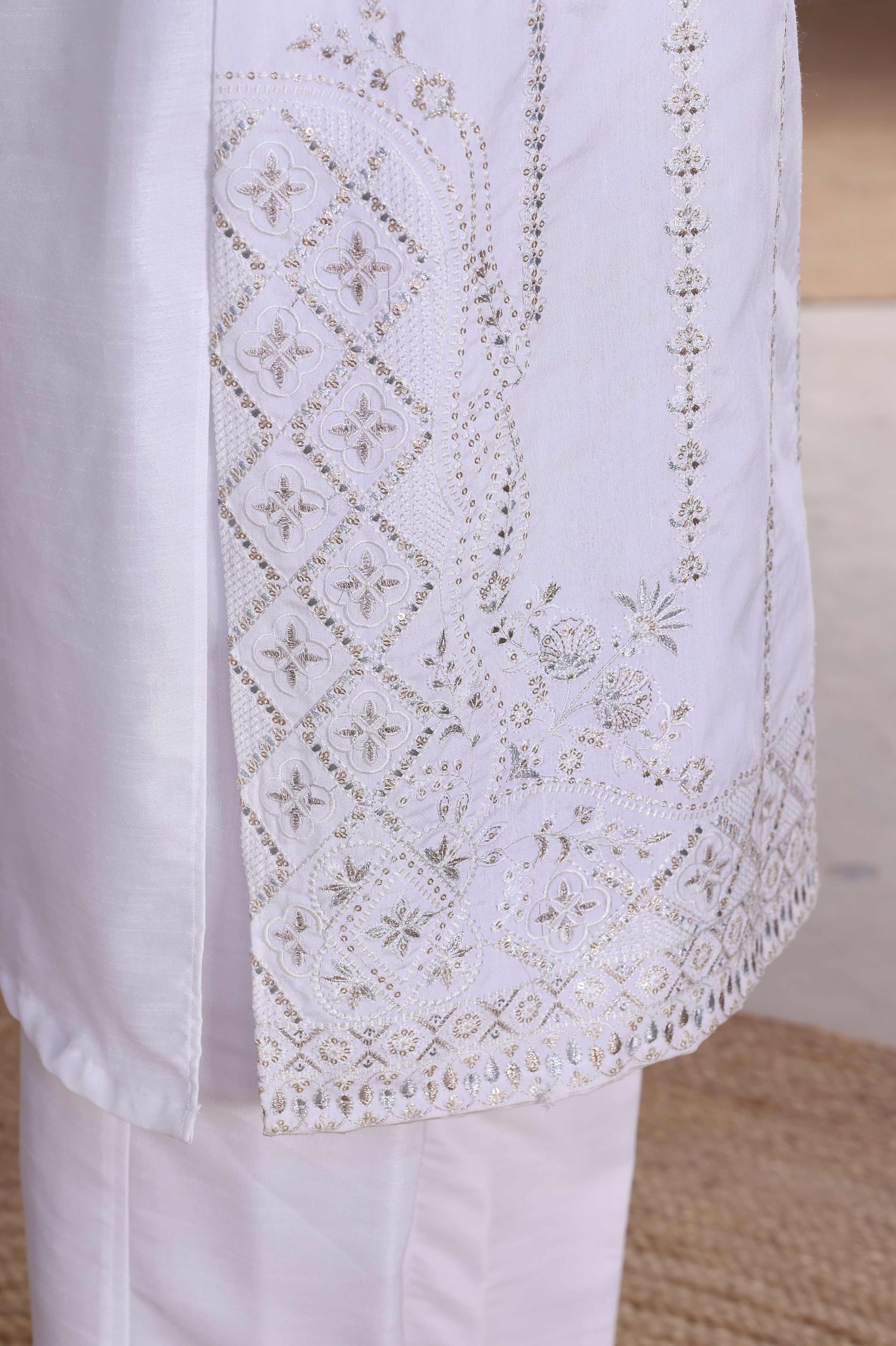 White Embroidered Kurta Pajama
