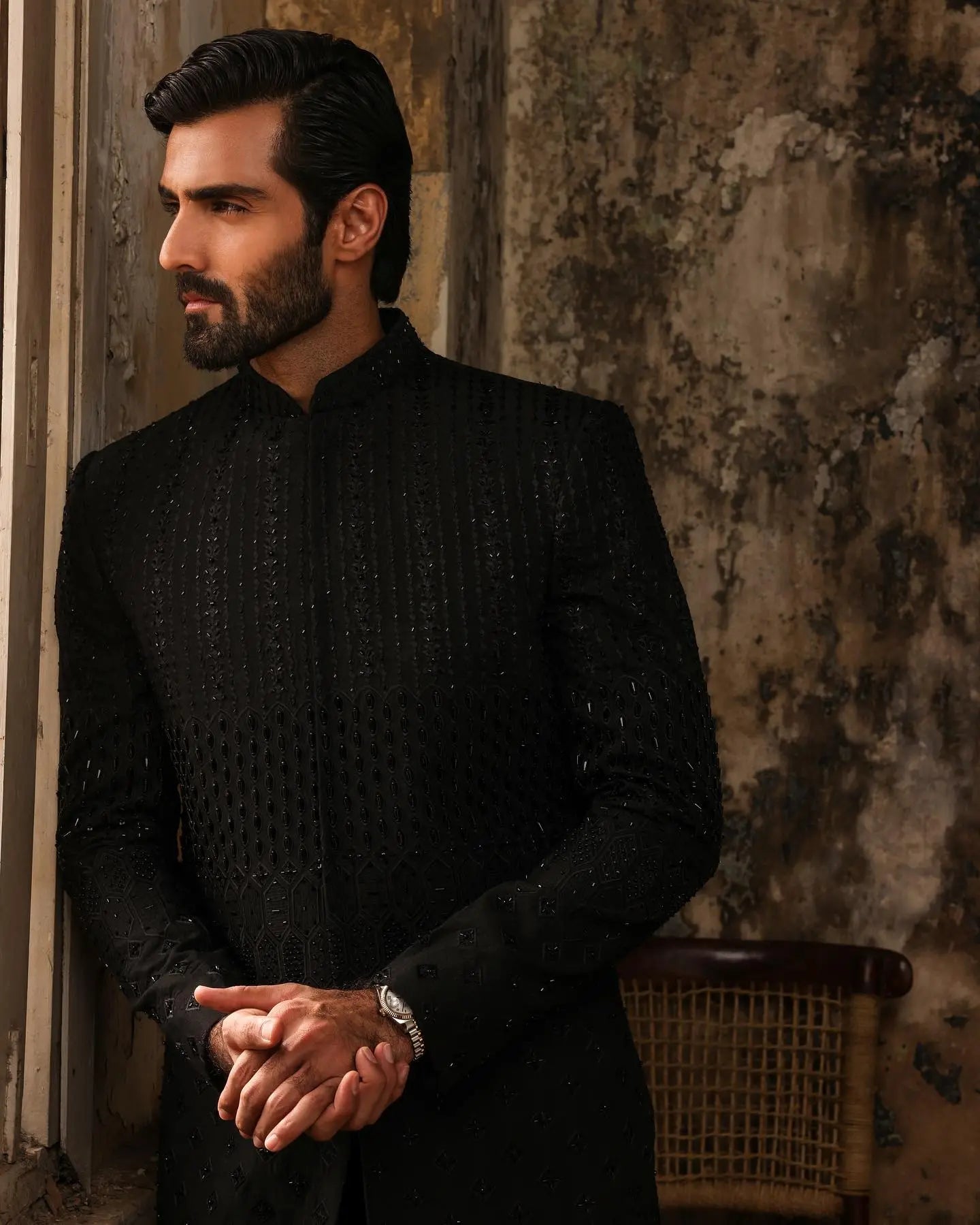 Black Dynasty Embroidered Sherwani