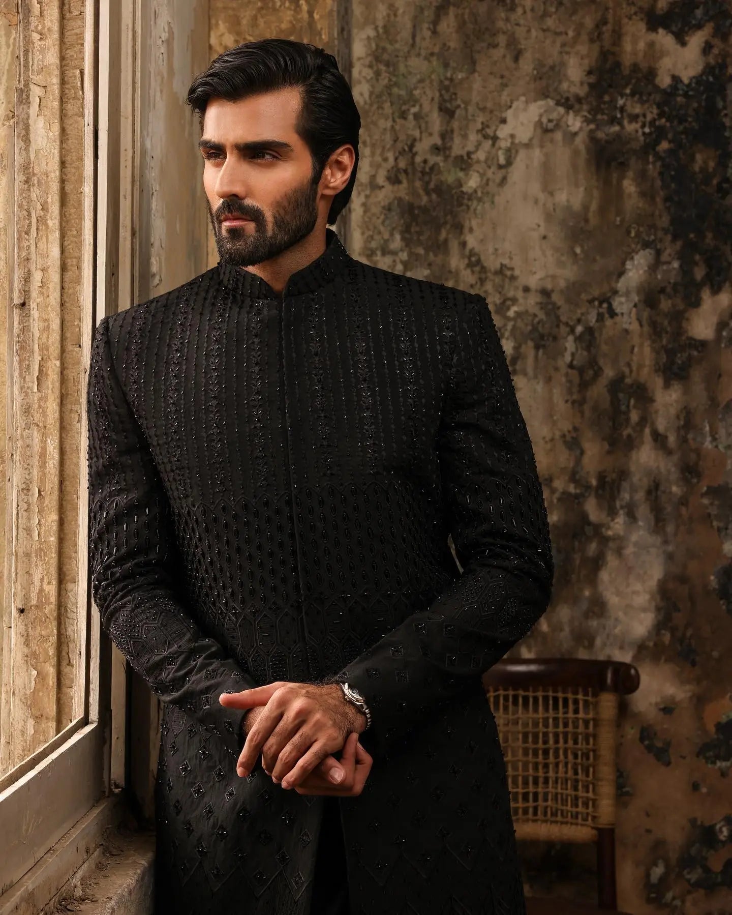 Black Dynasty Embroidered Sherwani